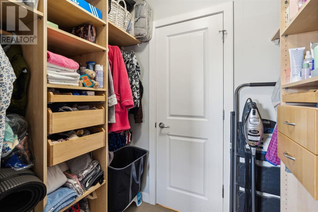 320, 2233 34 Avenue SW, Calgary, Alberta