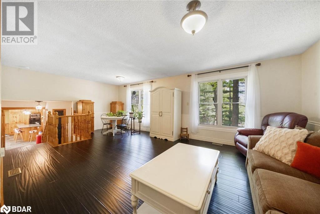 Photo 15 of 3923 Guest Road, Innisfil ON