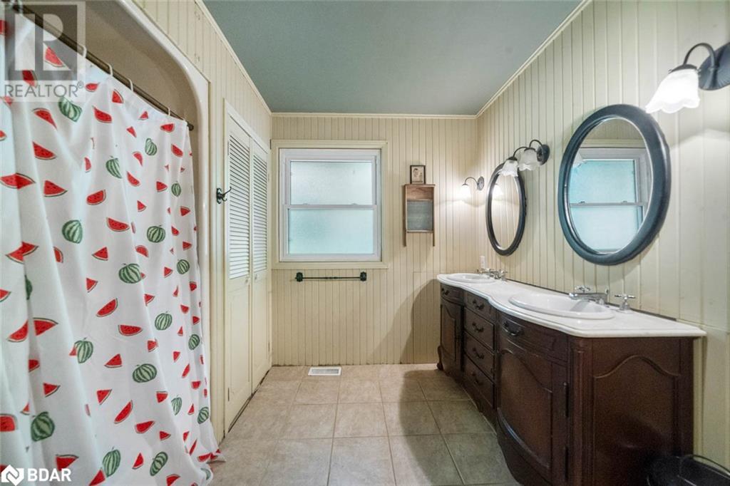 Photo 16 of 3923 Guest Road, Innisfil ON