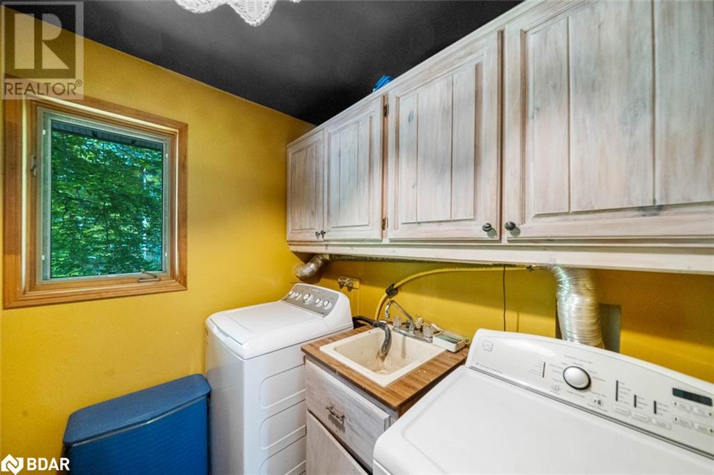Photo 12 of 3923 Guest Road, Innisfil ON