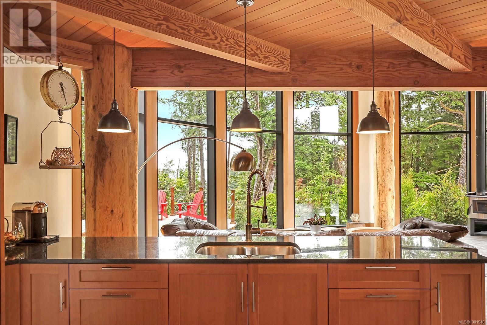 0 Neilson Island, Tofino