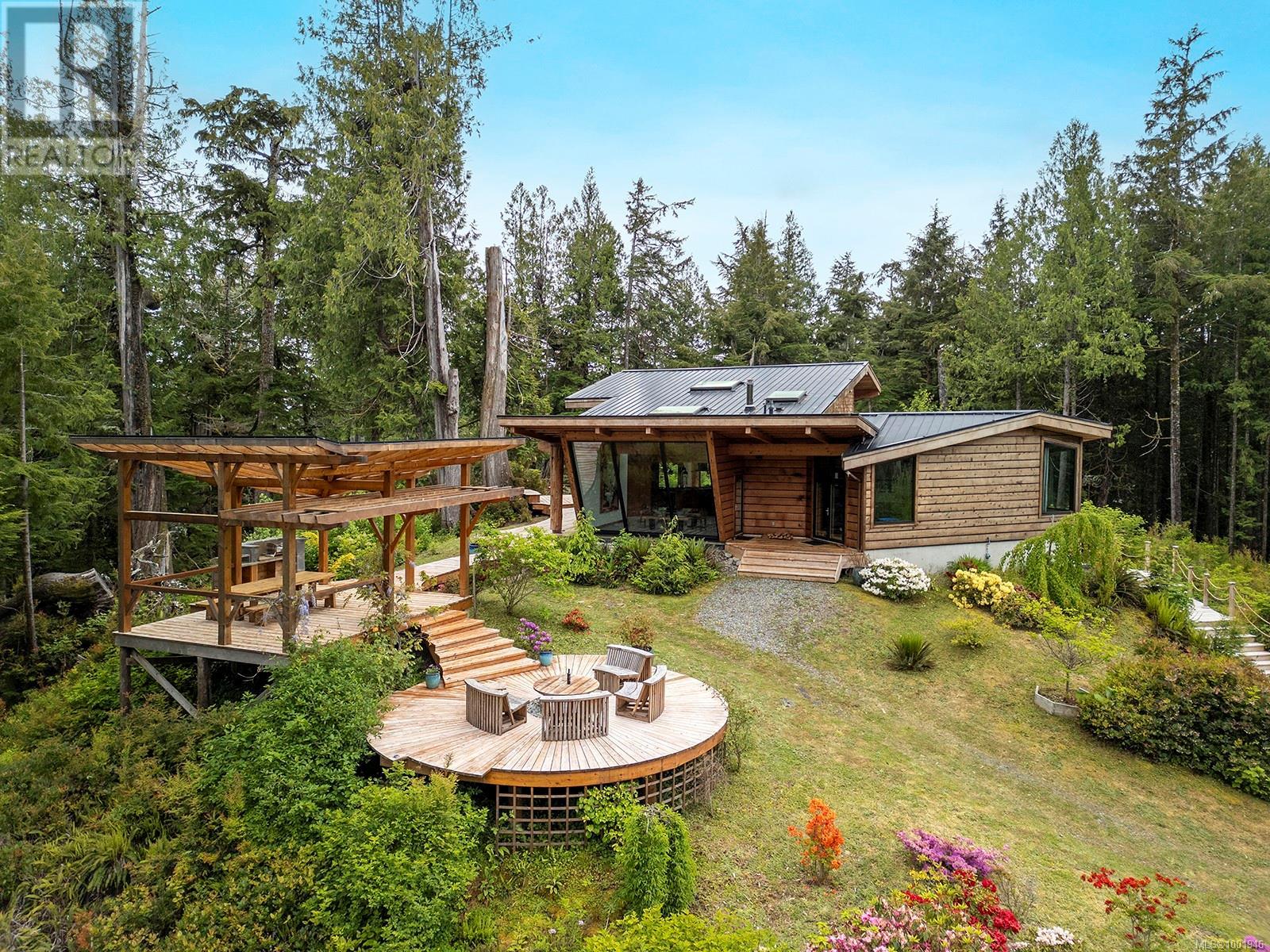 0 Neilson Island, Tofino