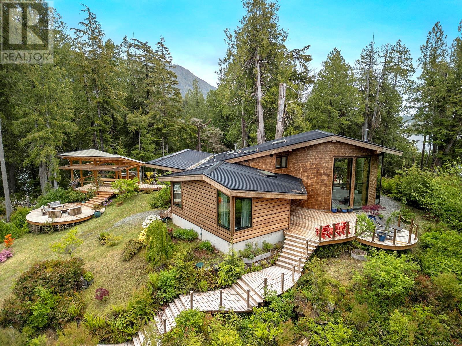 0 Neilson Island, Tofino
