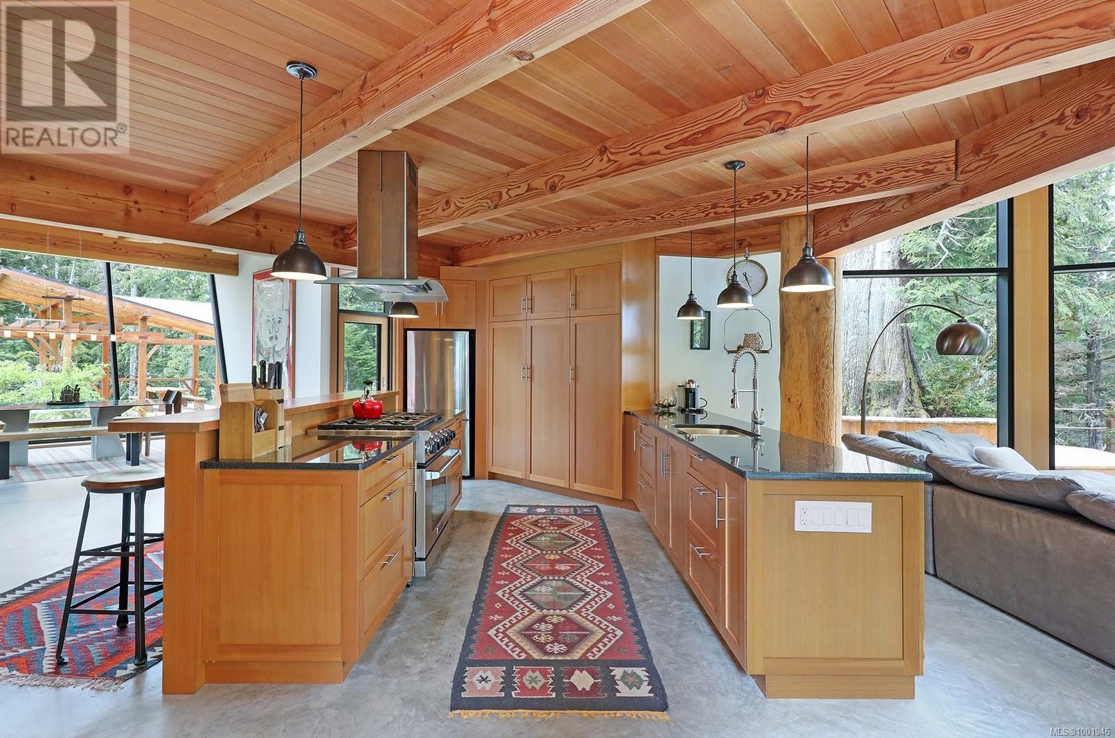 0 Neilson Island, Tofino