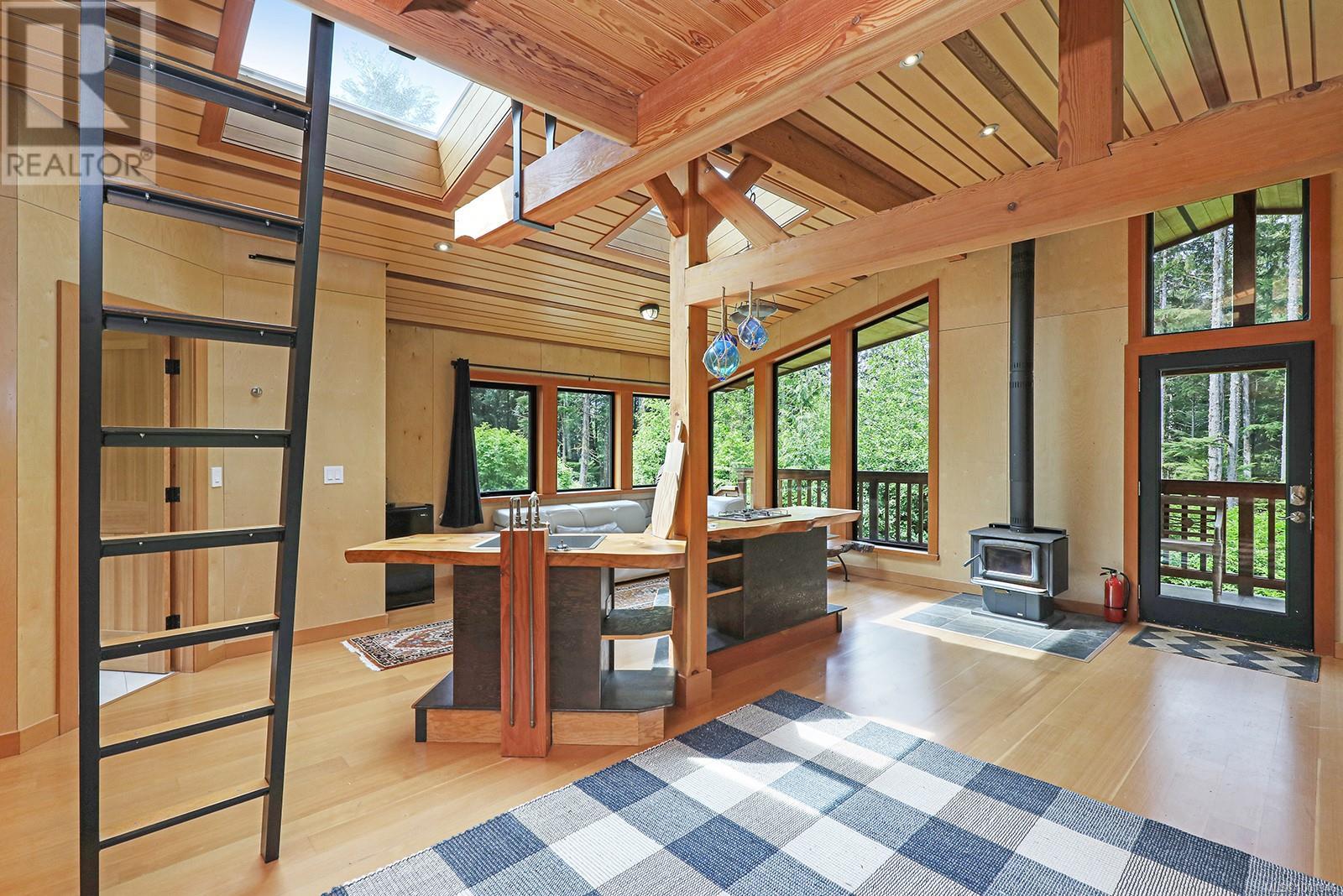 0 Neilson Island, Tofino