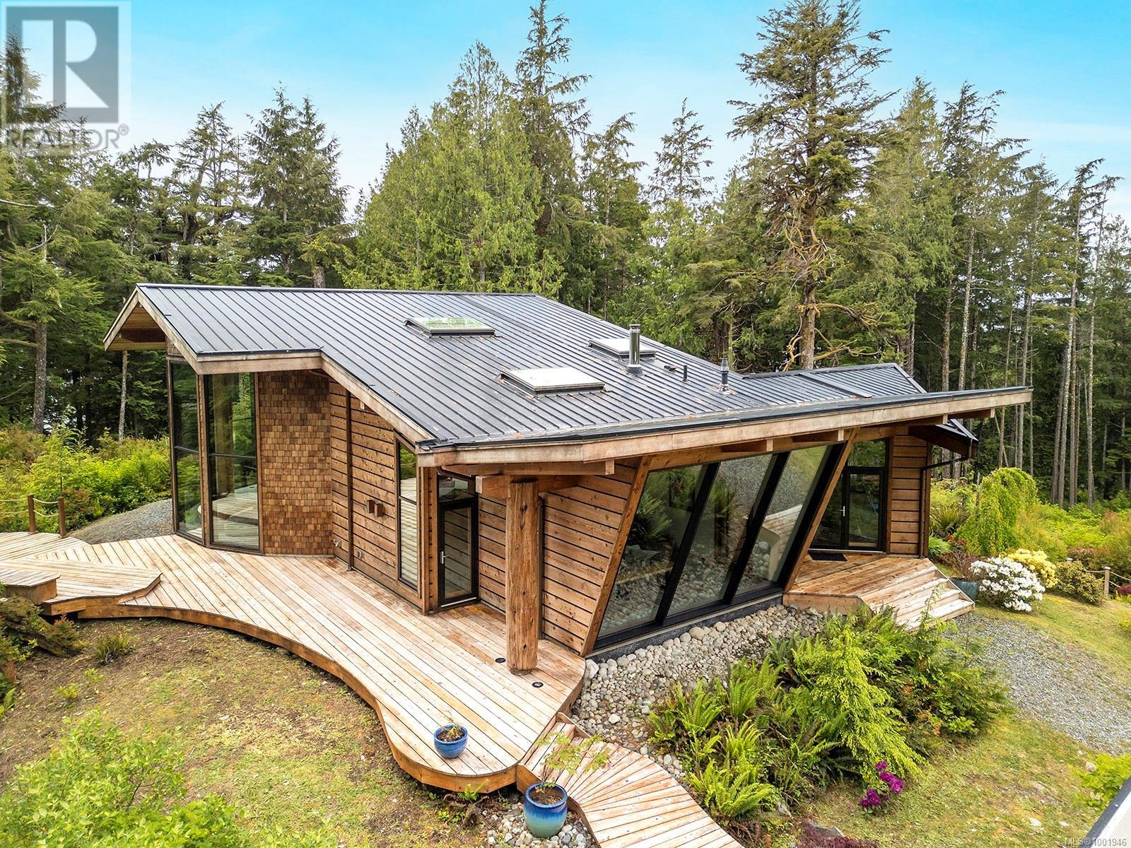 0 Neilson Island, Tofino
