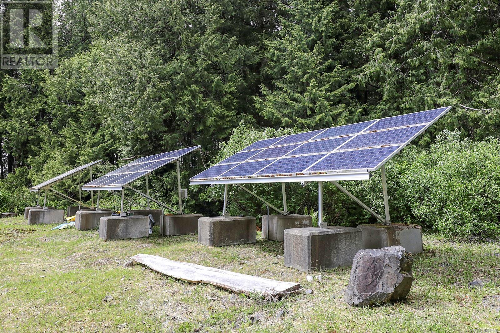 0 Neilson Island, Tofino