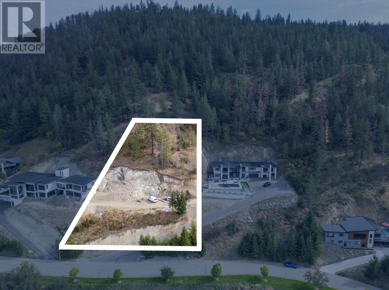 116 Sunset Boulevard, Vernon