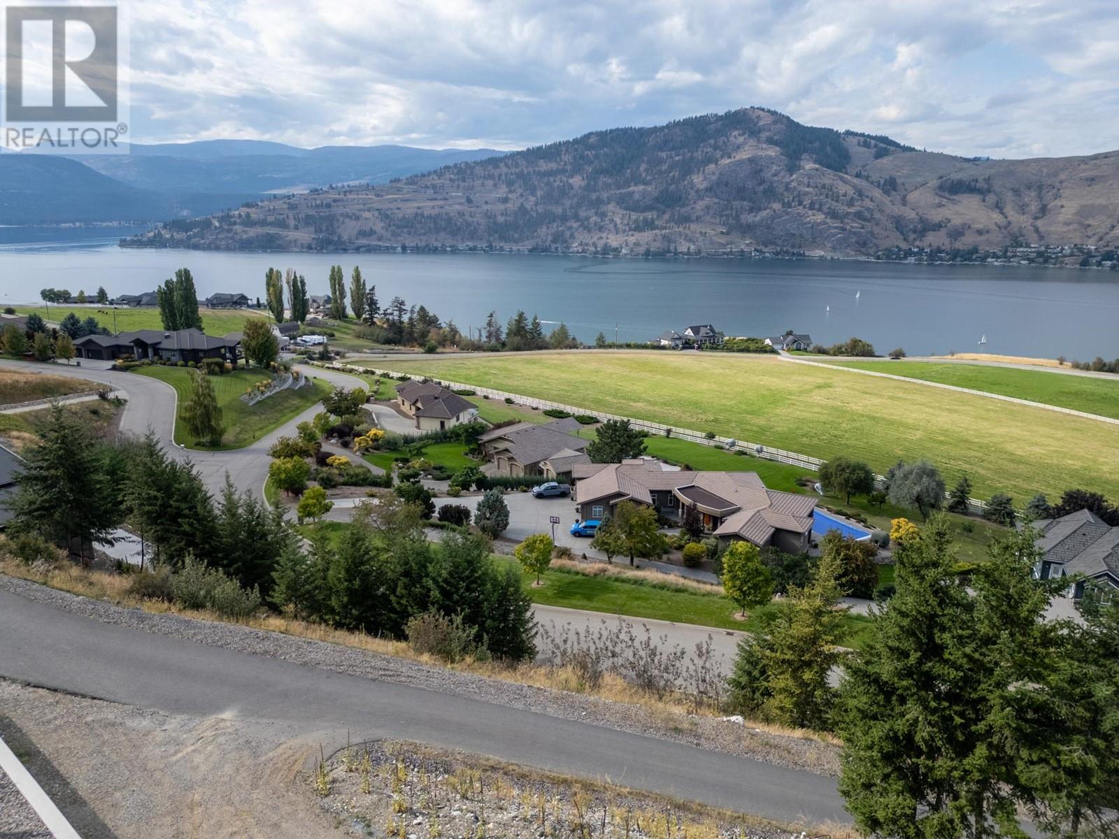  116 Sunset Boulevard, Vernon