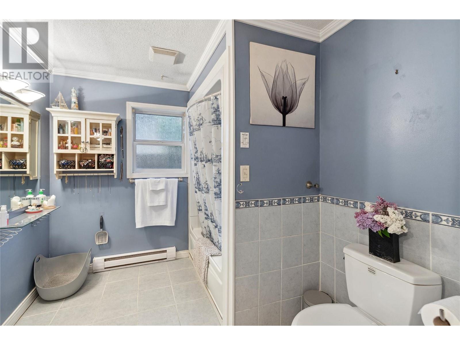 Photo 23 of 3404 Alexis Park Drive, Vernon BC