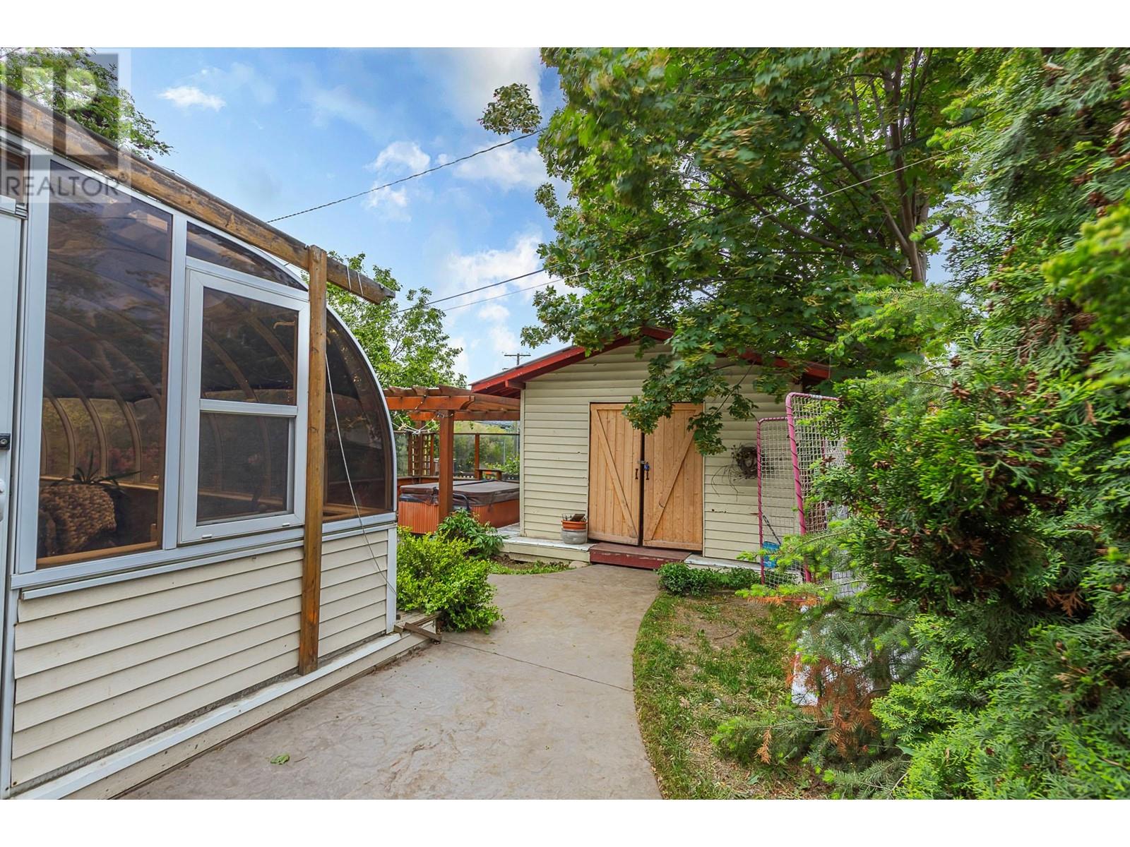 Photo 36 of 3404 Alexis Park Drive, Vernon BC