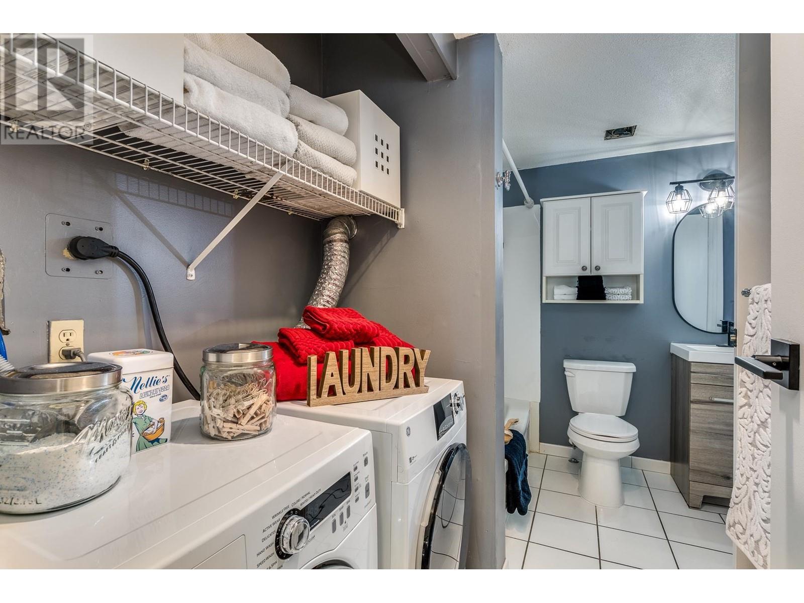 Photo 22 of 302 932 Robinson Street, Coquitlam BC