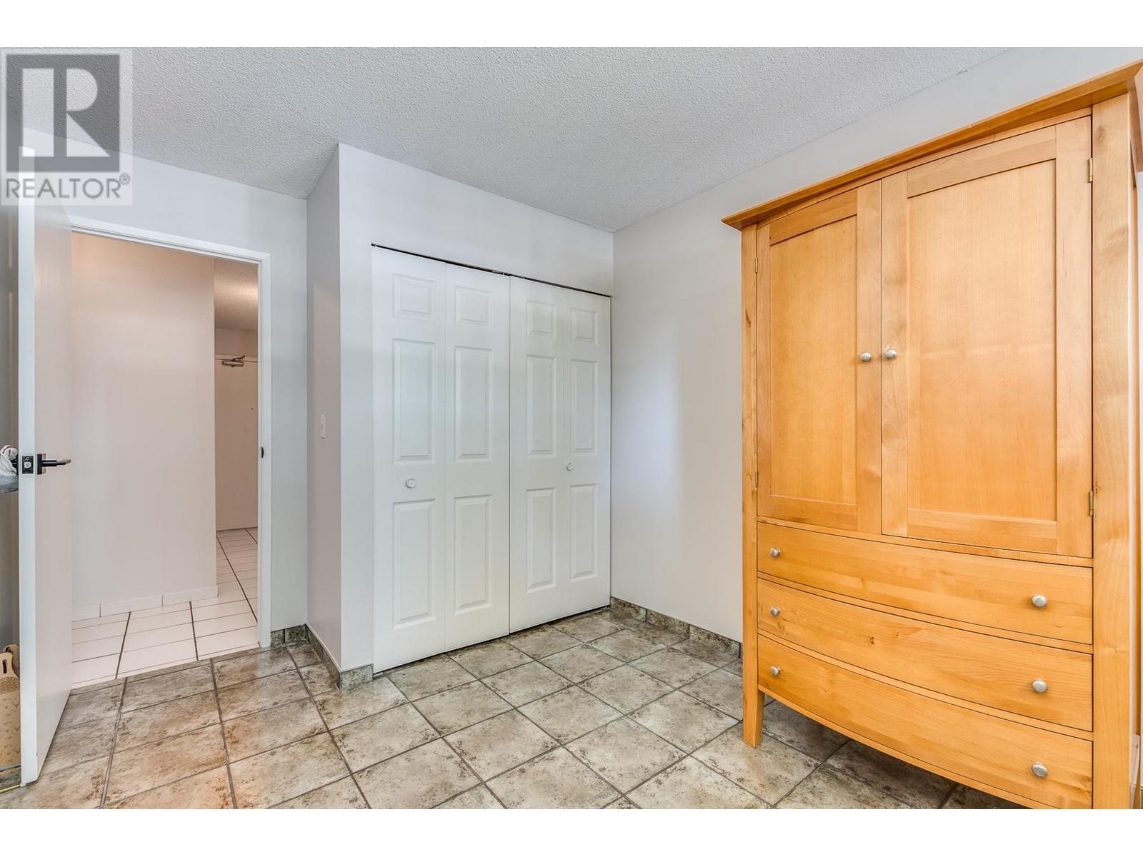 Photo 21 of 302 932 Robinson Street, Coquitlam BC