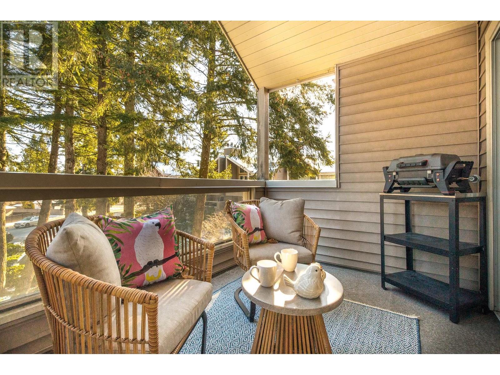 Photo 15 of 302 932 Robinson Street, Coquitlam BC