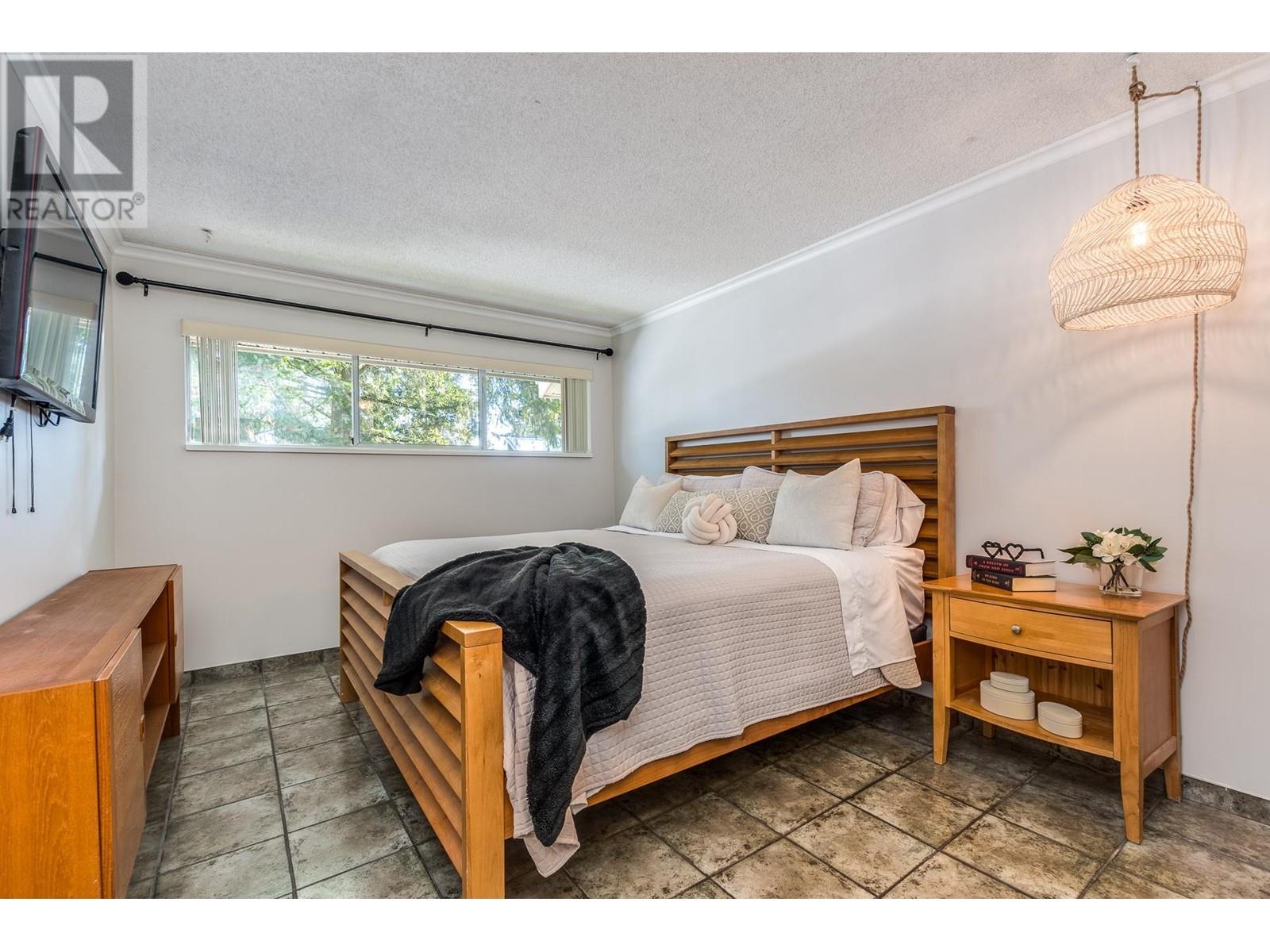 Photo 16 of 302 932 Robinson Street, Coquitlam BC
