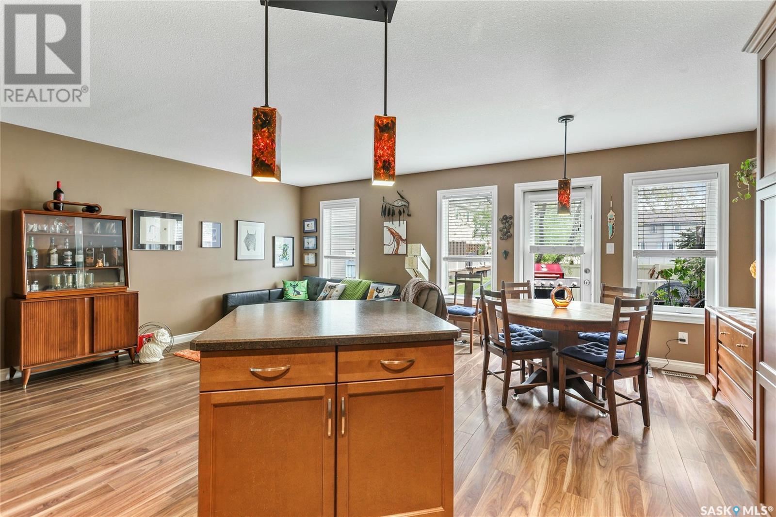 Single Family House 2 Level for Sale in  Connaught STREET Regina 