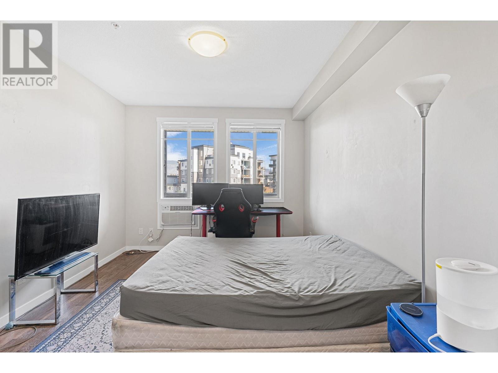 210 3731 Casorso Road, Kelowna