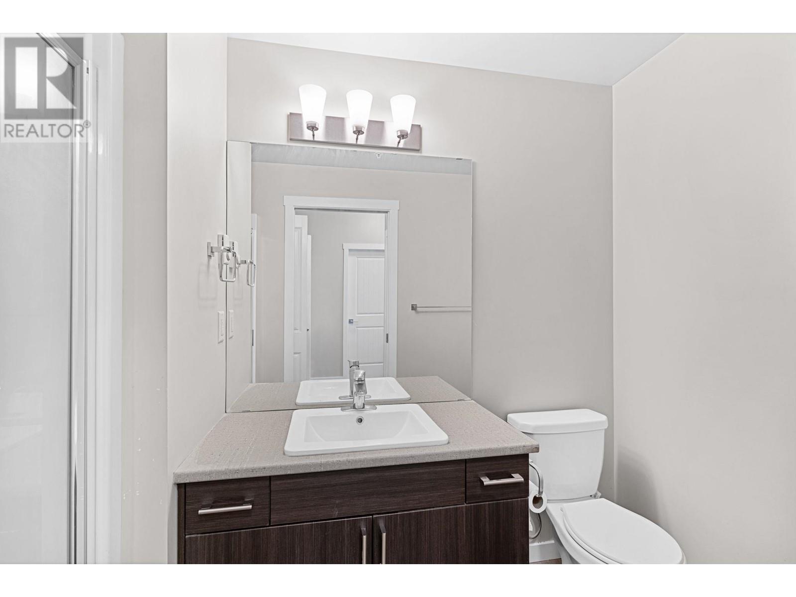 210 3731 Casorso Road, Kelowna