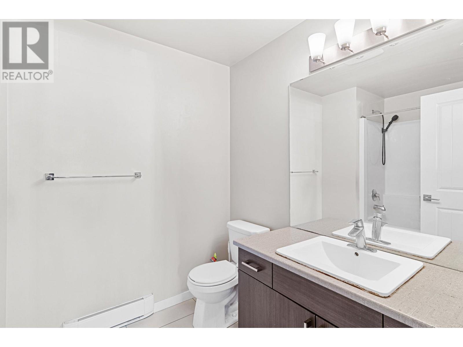 210 3731 Casorso Road, Kelowna