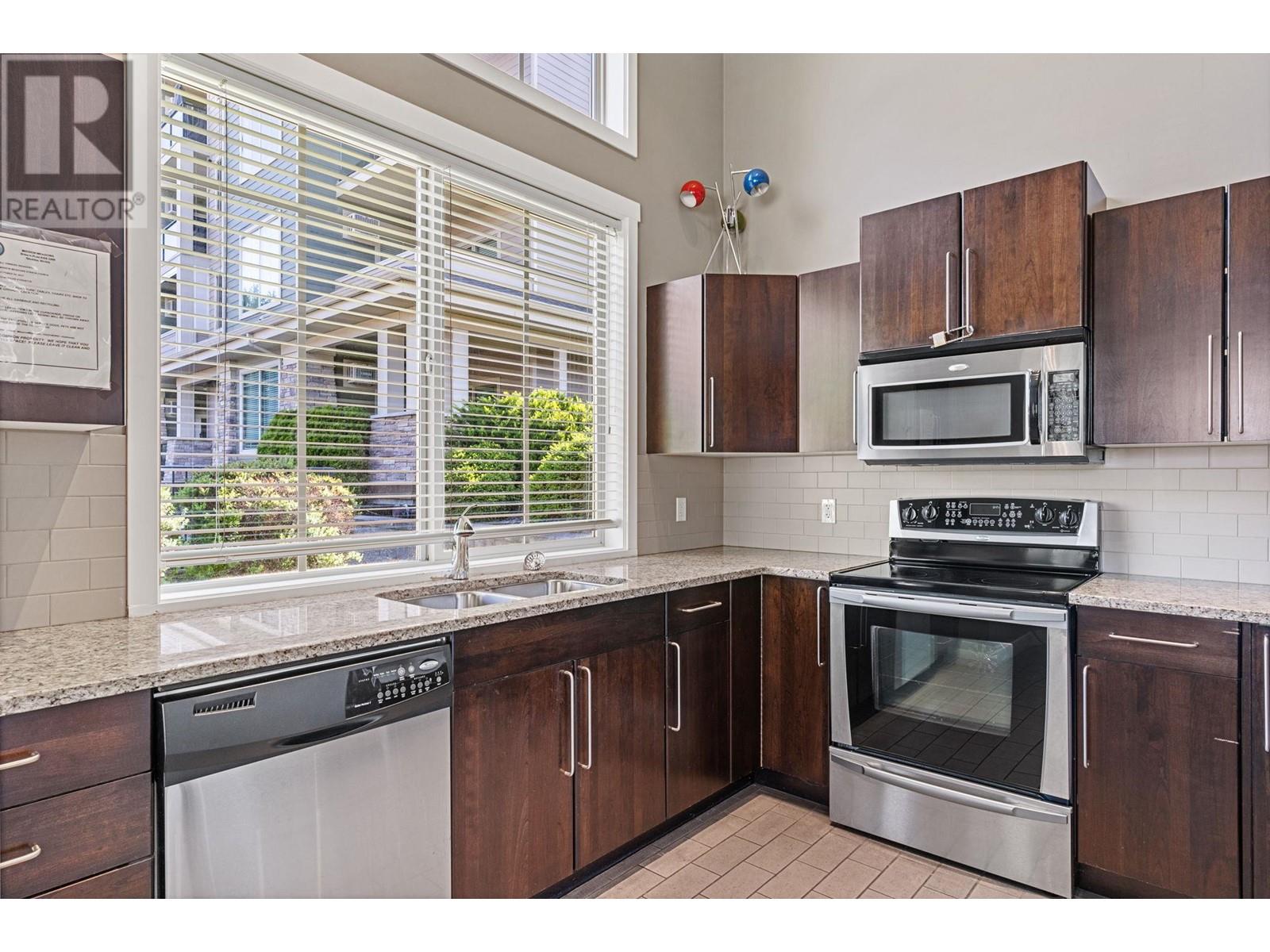 210 3731 Casorso Road, Kelowna