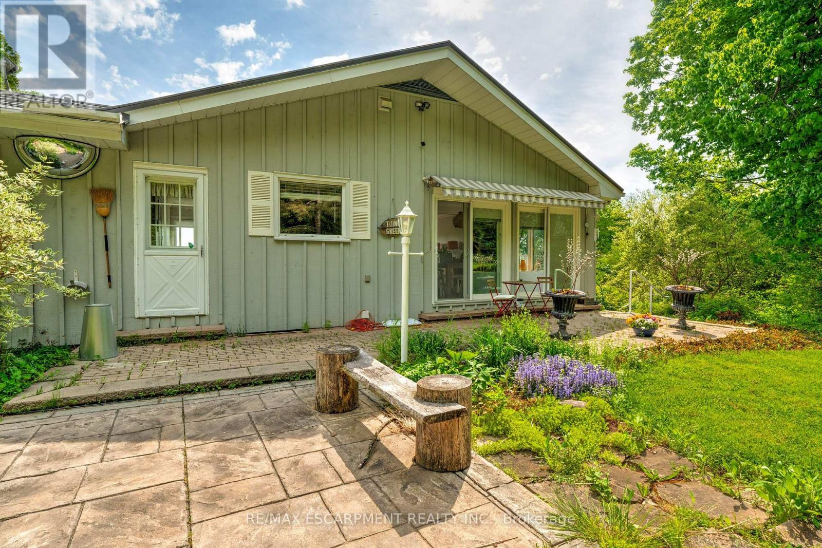 Photo 29 of 5086 Walkers Line, Burlington ON