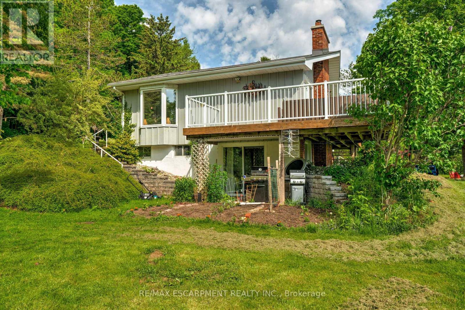 Photo 33 of 5086 Walkers Line, Burlington ON