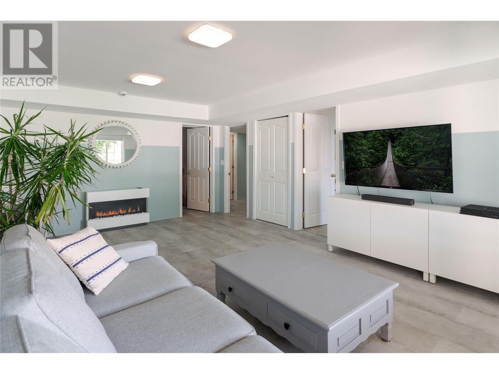  149 Applecrest Court, Kelowna