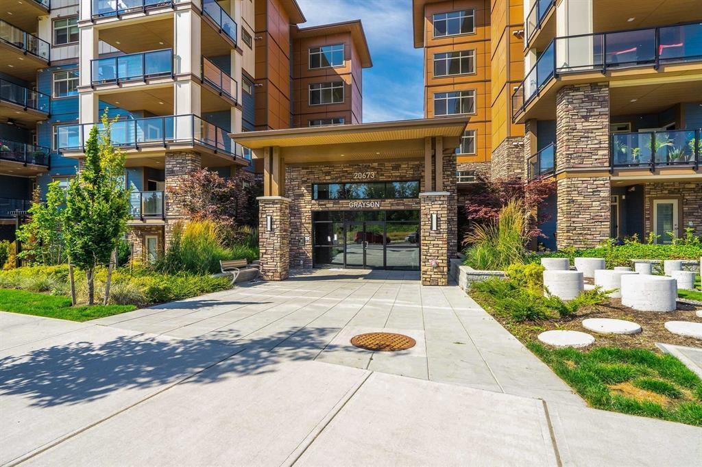 Photo 1 of 617 20673 78 Avenue, Langley BC