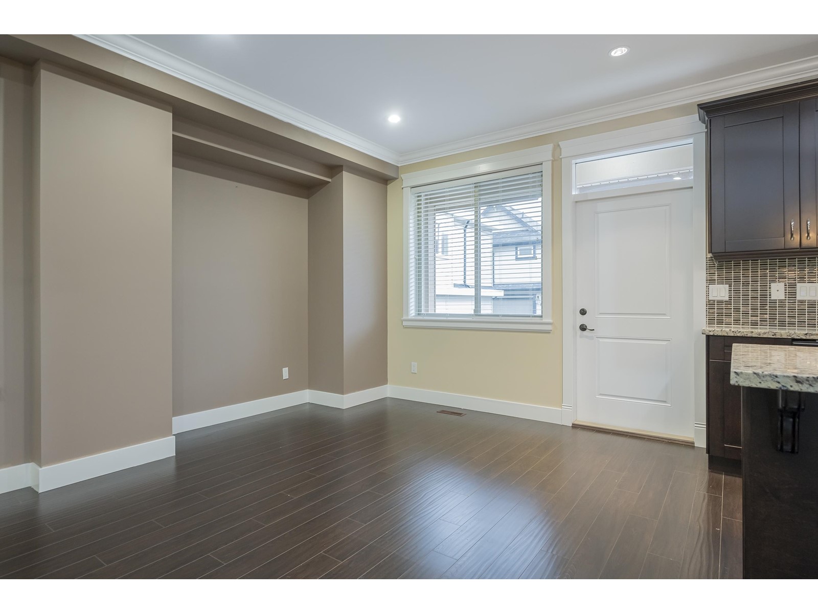 Photo 12 of 19593 72 Avenue, Surrey BC