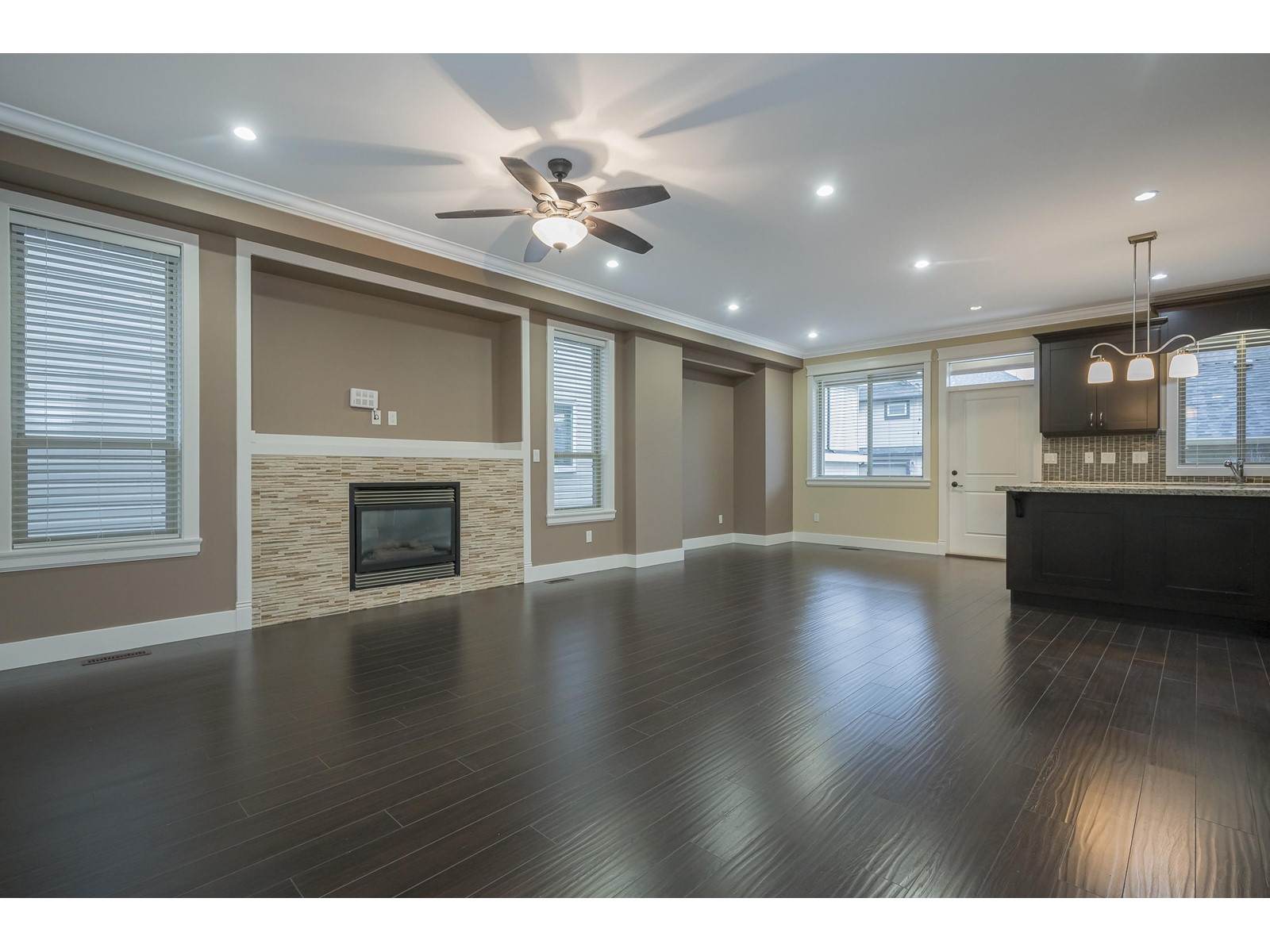 Photo 21 of 19593 72 Avenue, Surrey BC