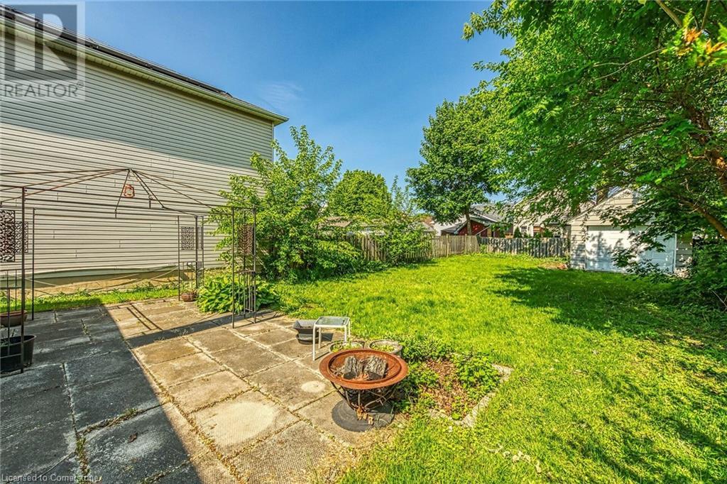 Photo 32 of 70 Concord Avenue Avenue, St Catharines ON