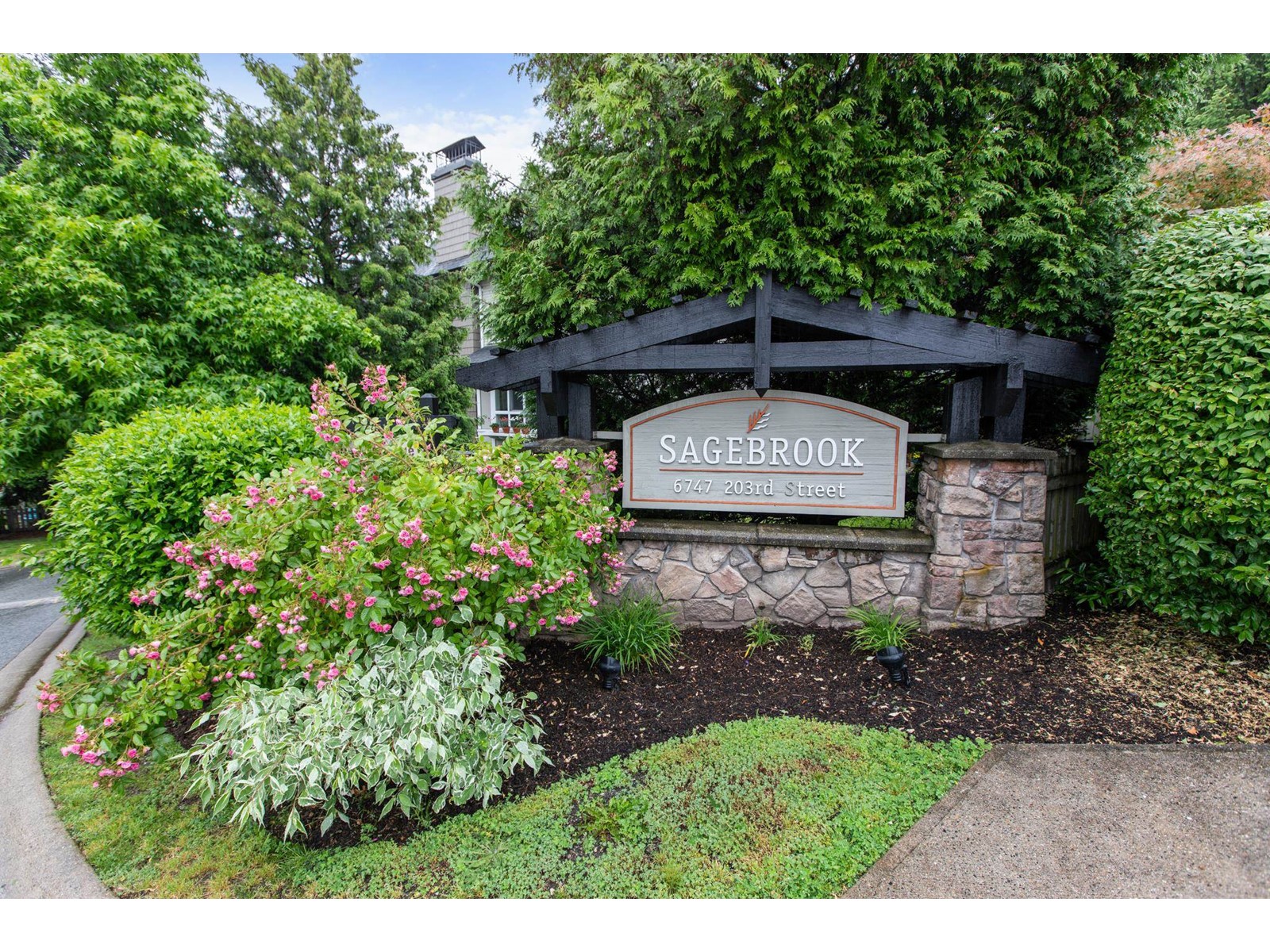 Photo 3 of 86 6747 203 Street, Langley BC