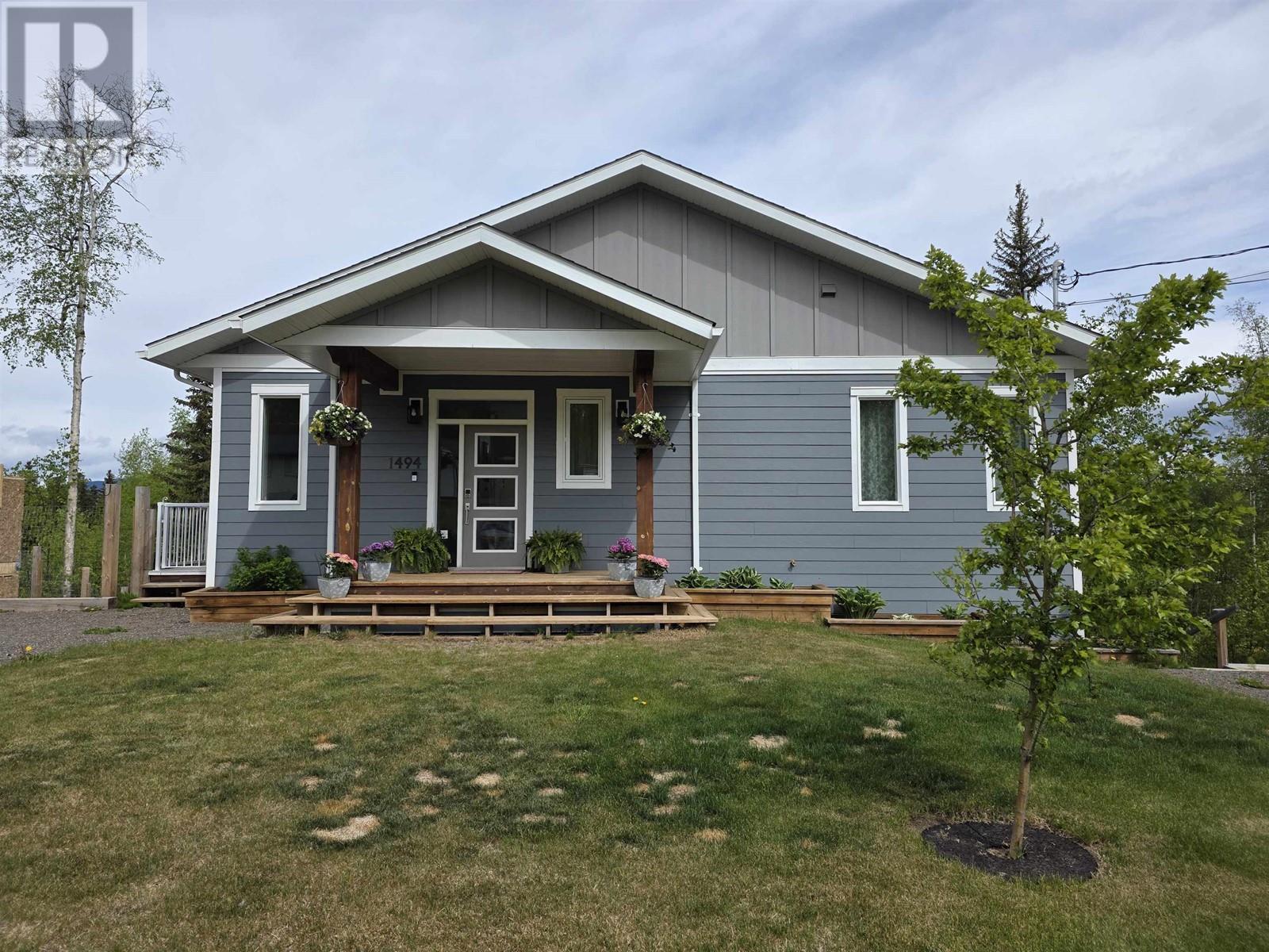 1494 CHESTNUT Street, Telkwa