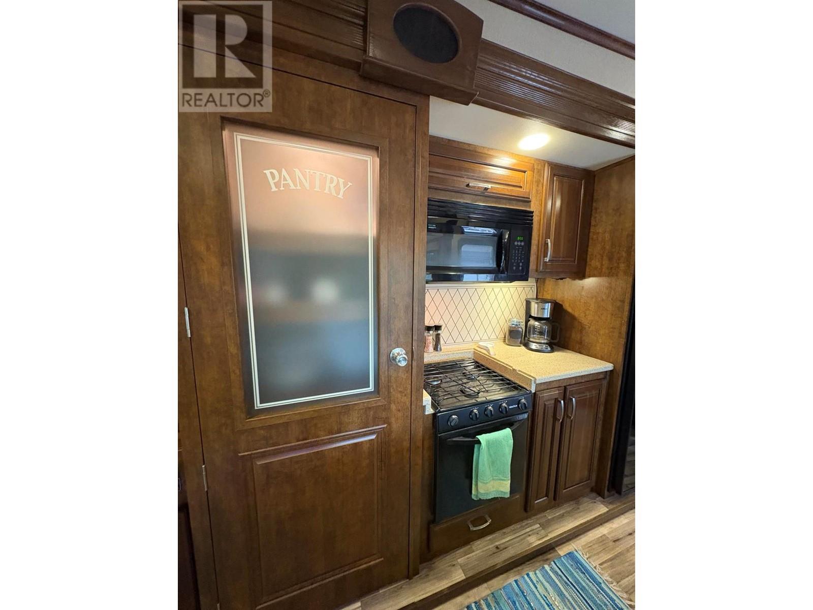 84 3453 Cessna Road, Enderby