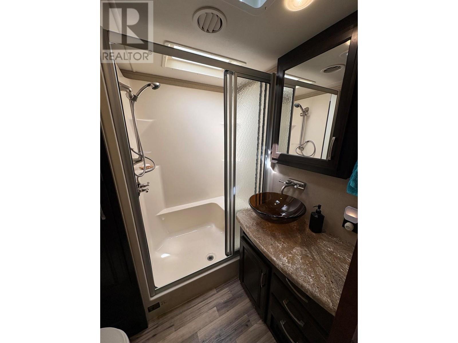 84 3453 Cessna Road, Enderby