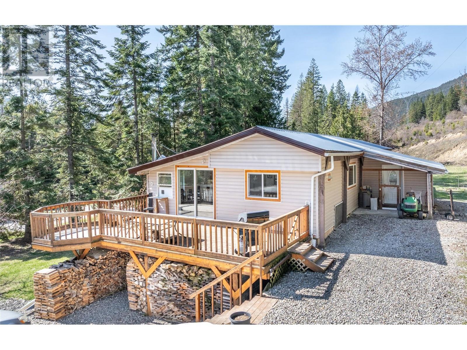 4720 GOAT RIVER  N Road, Arrow Creek