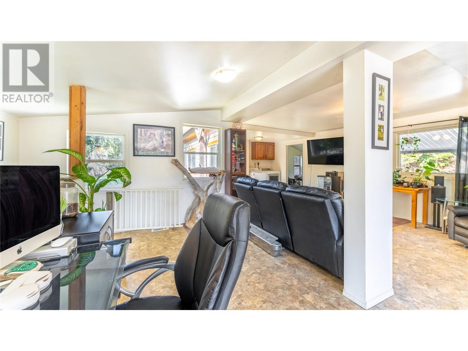 4720 GOAT RIVER  N Road, Arrow Creek