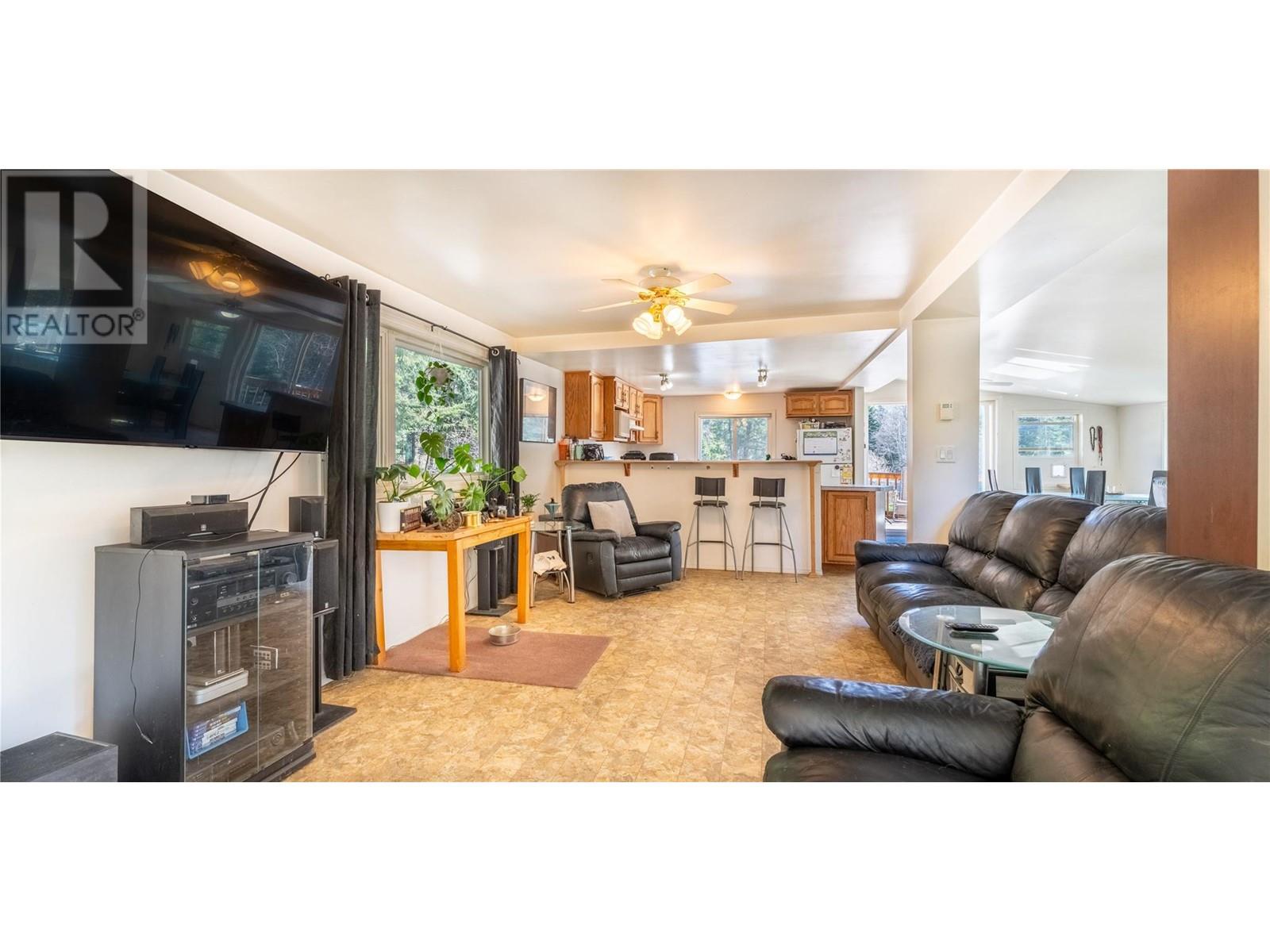 4720 GOAT RIVER  N Road, Arrow Creek