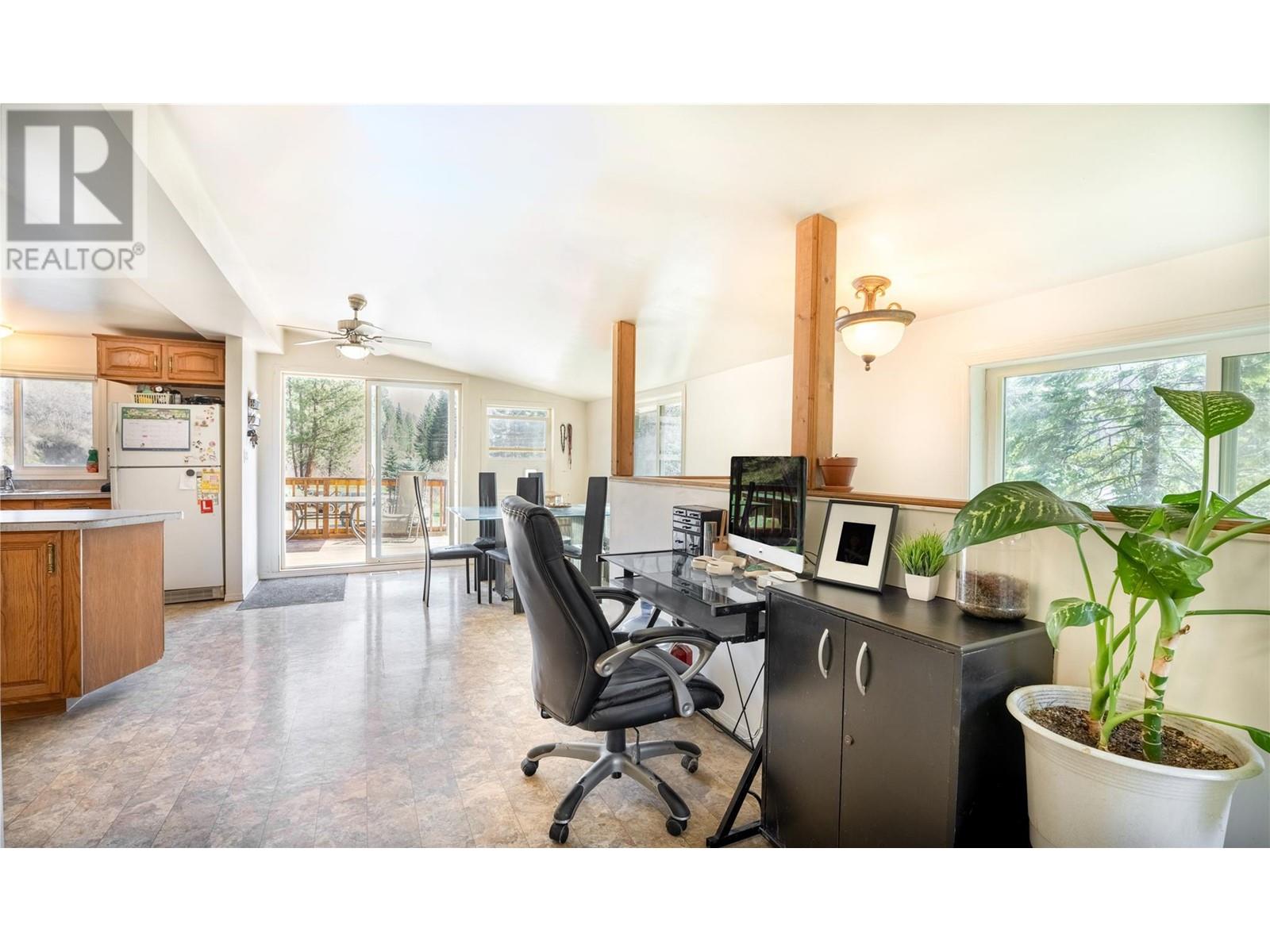 4720 GOAT RIVER  N Road, Arrow Creek