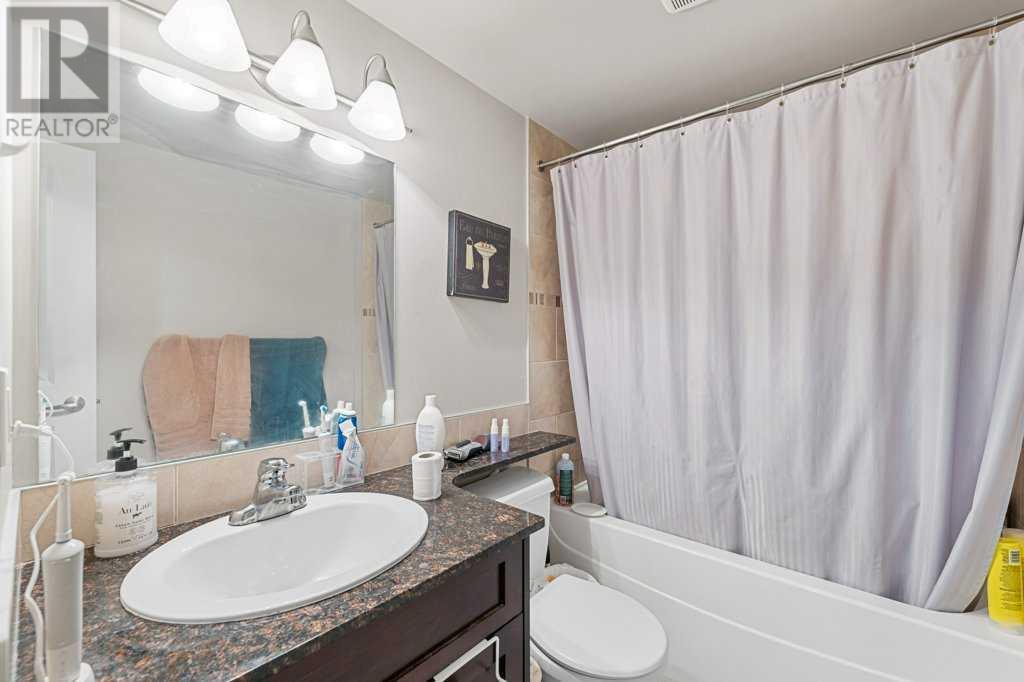 Single Family House for Sale in    Avenue NW Sunnyside Calgary 