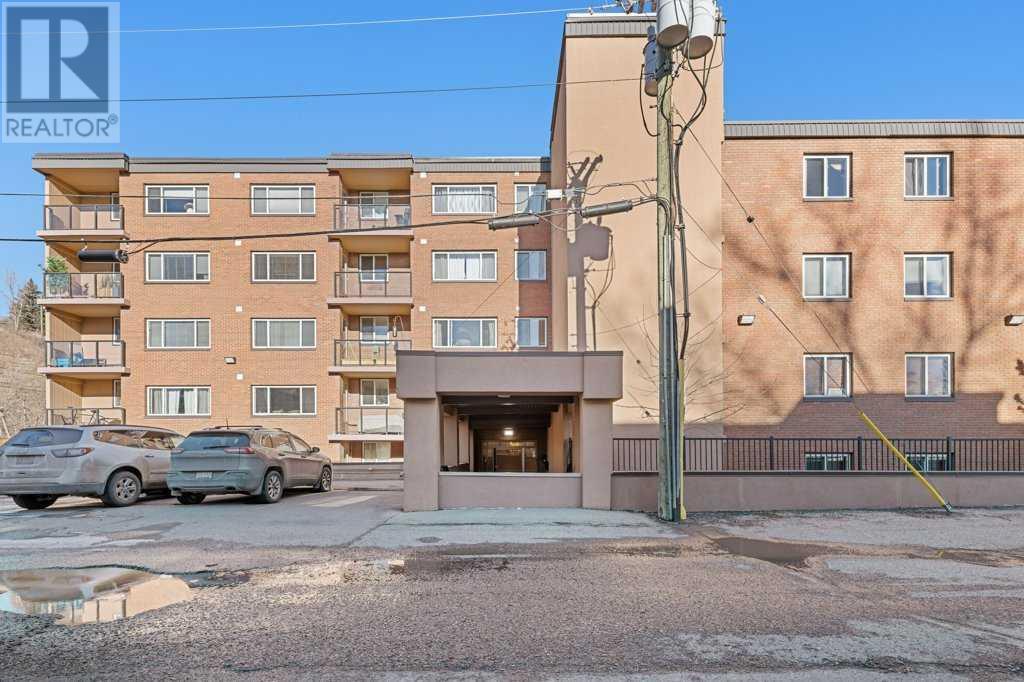 404, 728 3 Avenue NW, Calgary, Alberta