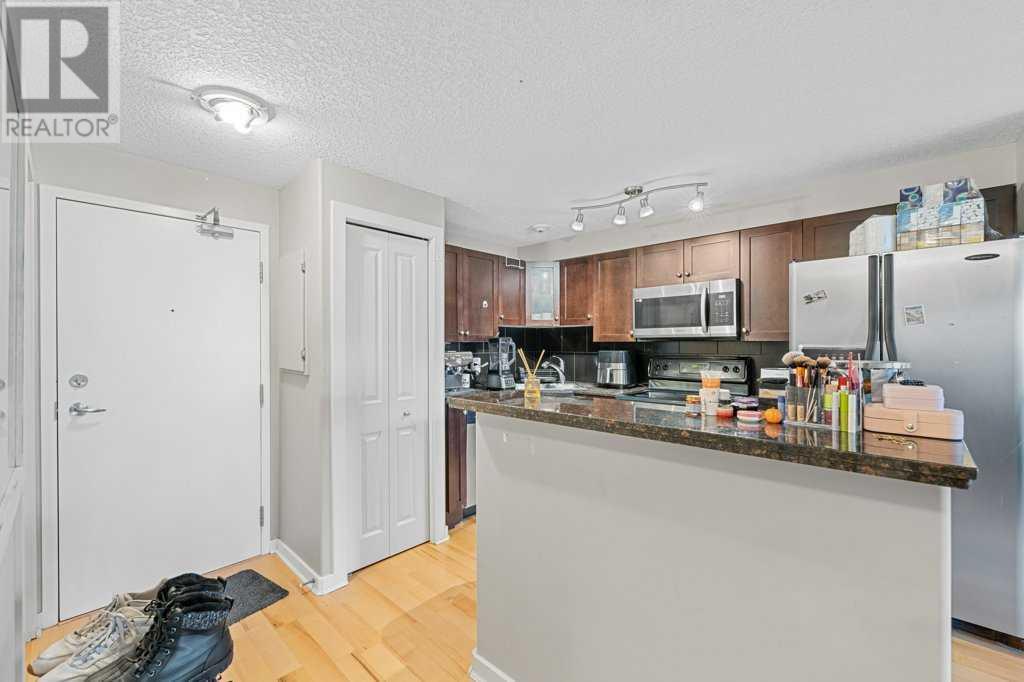 Single Family House for Sale in    Avenue NW Sunnyside Calgary 