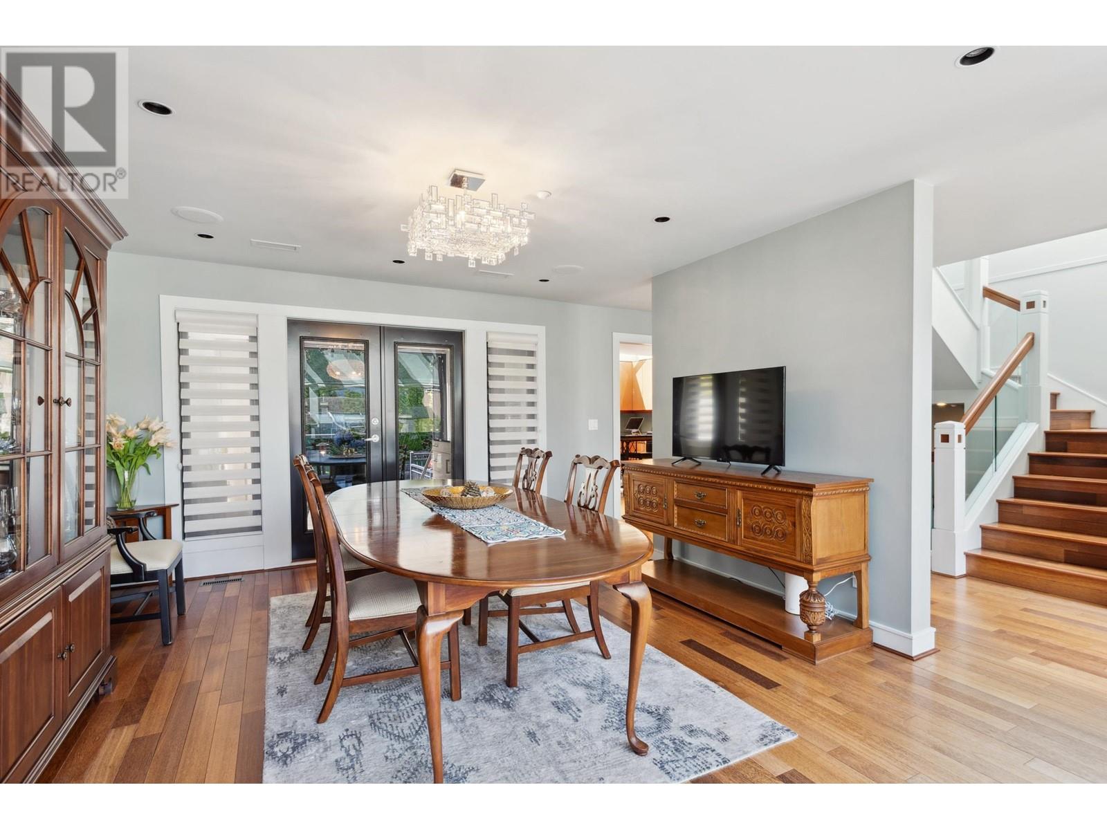 Photo 16 of 4468 W 1st Avenue, Vancouver BC