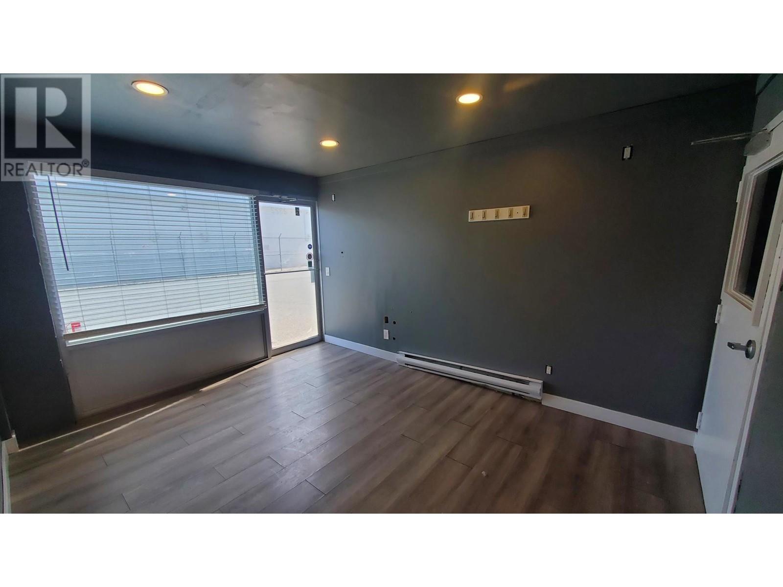  2322 Dominion Road, West Kelowna