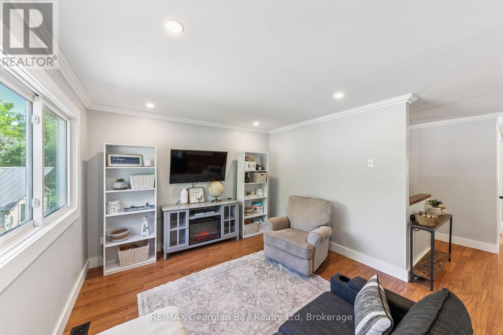 Photo 14 of 86 Mcarthur Drive, Penetanguishene ON