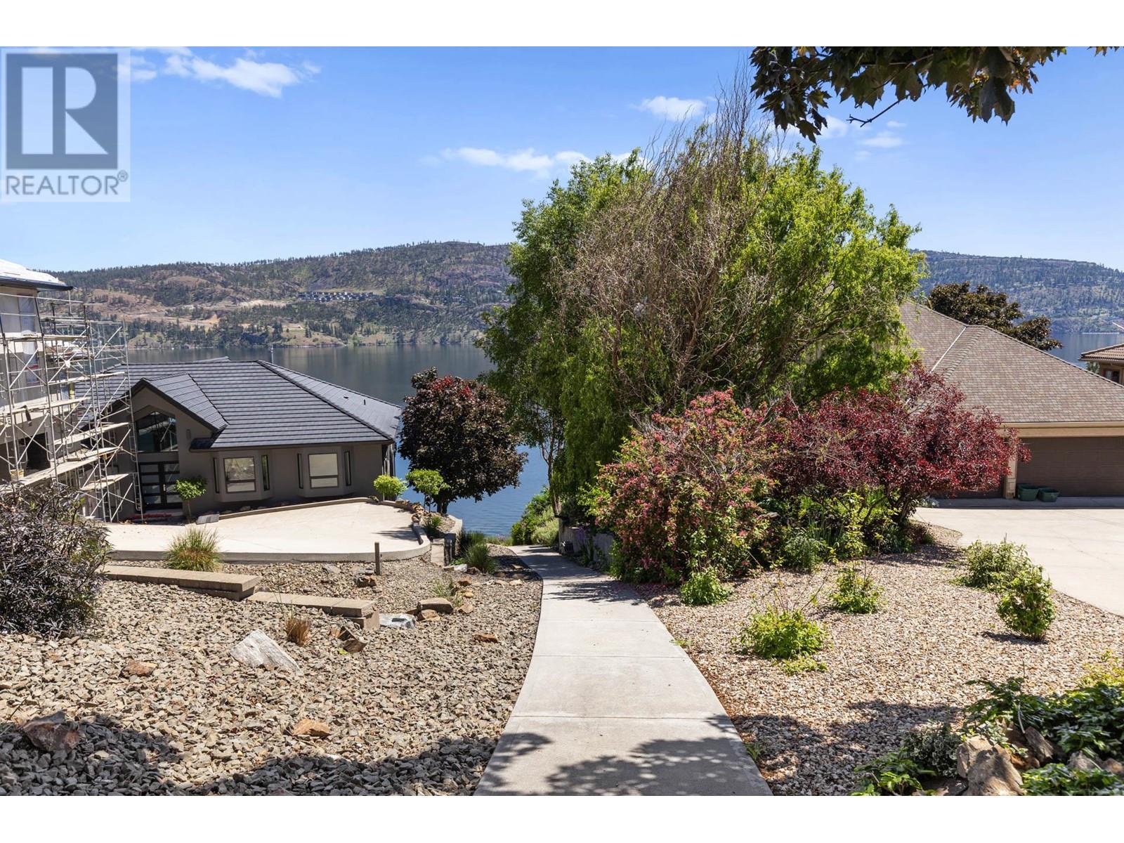 695 Westside Road North, Kelowna