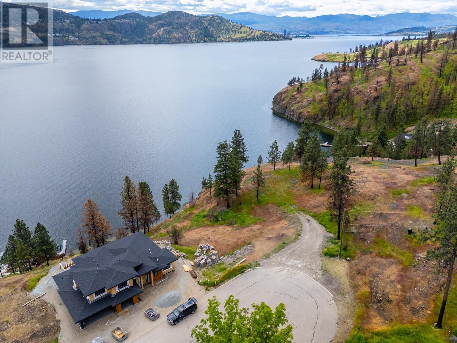 695 Westside Road North, Kelowna