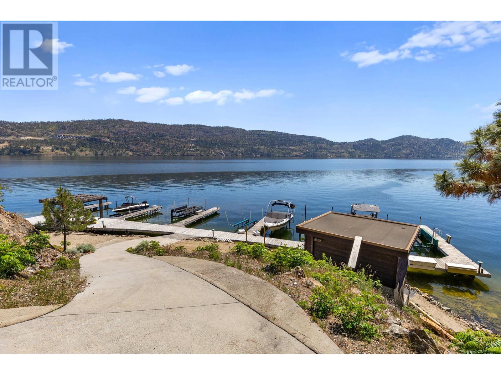 695 Westside Road North, Kelowna