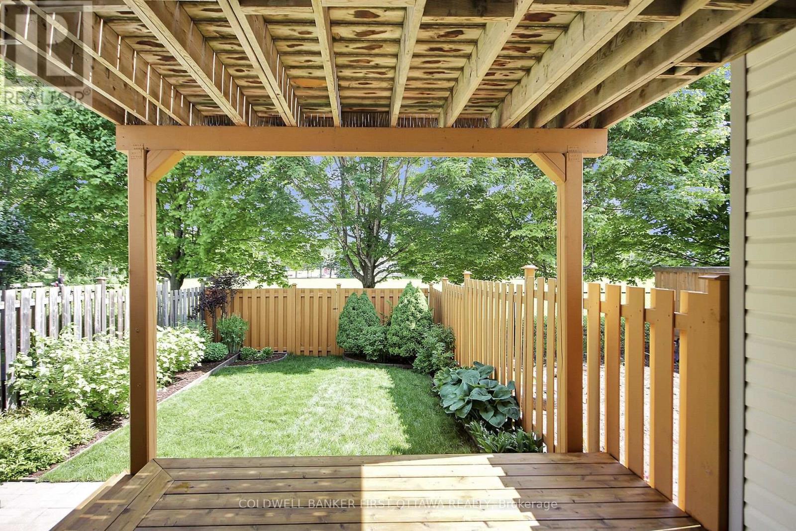 backyard deck from walk out basement
