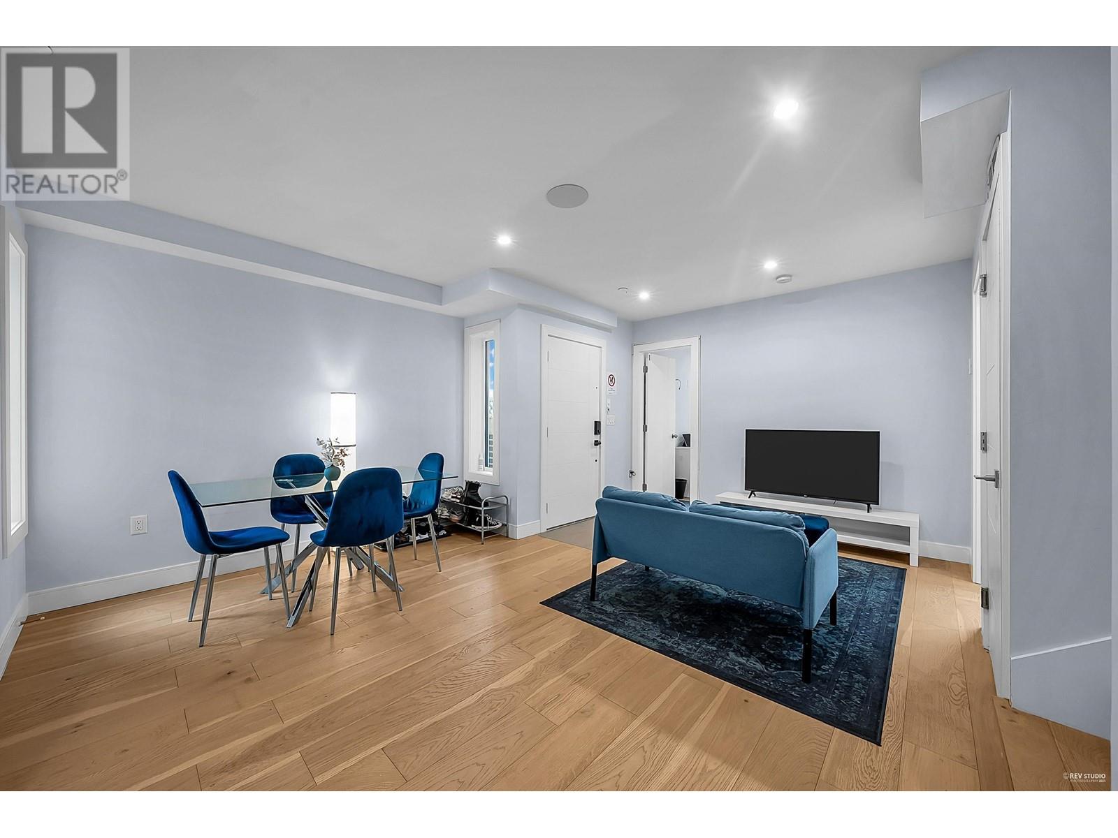 Photo 10 of 3429 Dundas Street, Vancouver BC